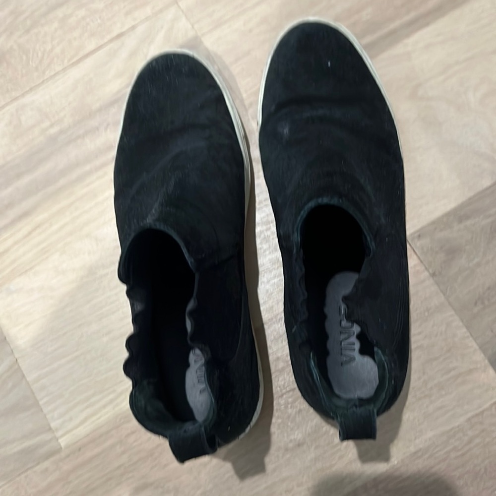 Vince black suede high top sneakers. Pull on. Size 9.
